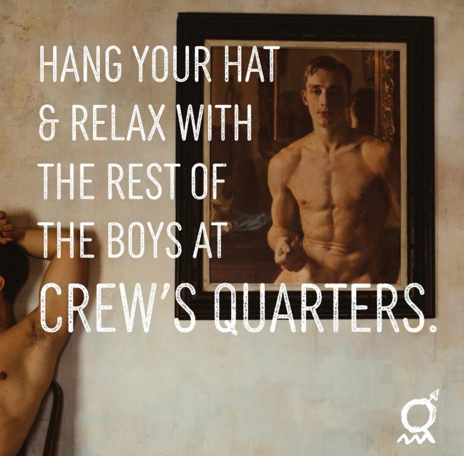 Crew'S Quarters Boarding House - Caters To Men Hotel Provincetown Kültér fotó